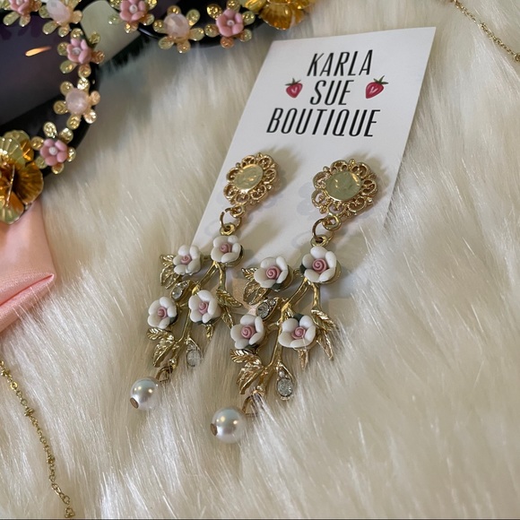 Oversized Lux Unique Sunglasses Set - Picture 4 of 6